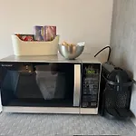 Milanoflats - New Beautiful Fully Equipped Studio Apartment With A View Of Piazza San Camillo - 5 Minutes From Central Station, M2, M3, Airport Shuttle