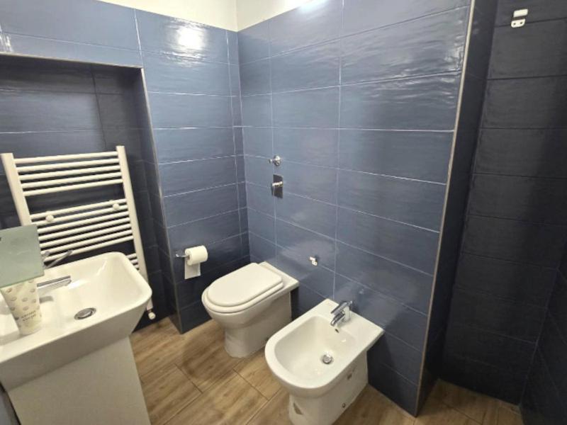 Appartement Milanoflats - New Beautiful Fully Equipped With A View Of Piazza San Camillo - 5 Minutes From Station, M2, M3, Airport Shuttle Milan