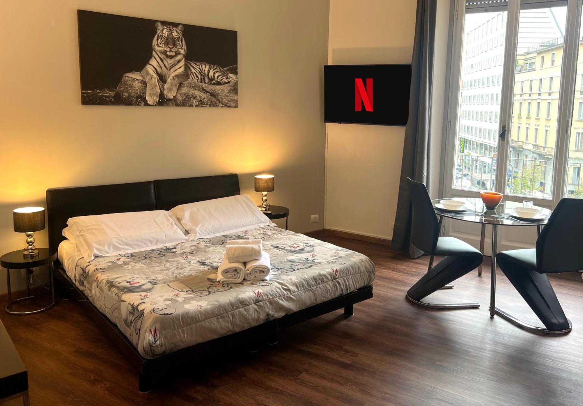 Appartement Milanoflats - New Beautiful Fully Equipped With A View Of Piazza San Camillo - 5 Minutes From Station, M2, M3, Airport Shuttle Milan